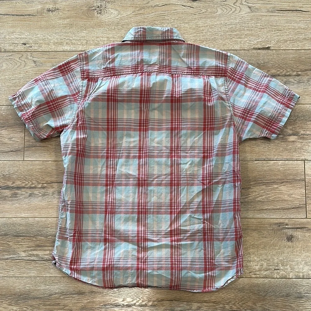 The North Face Men’s Plaid Short Sleeve Shirt Size Medium